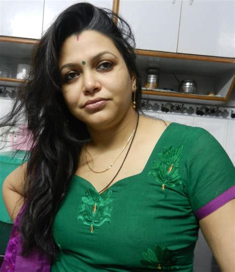 Super beautiful bhabhi nude: 3 Nude Pics 